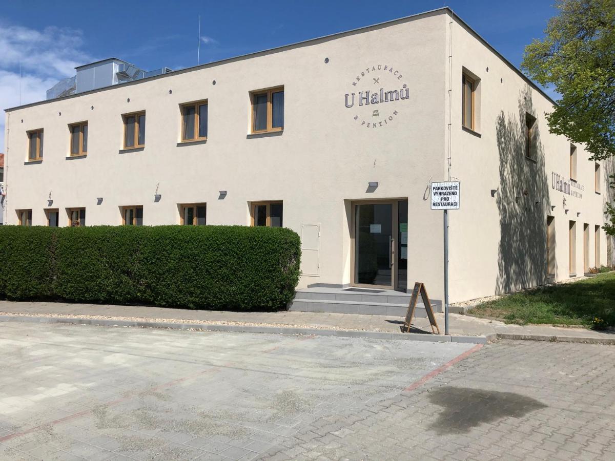 Penzion U Halmu Hustopece Bagian luar foto